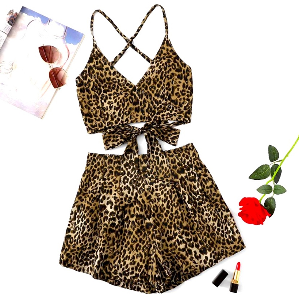 Co-Ord V Neck Crop Cami Top with Shorts Leopard L